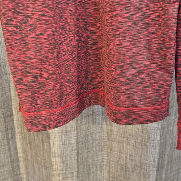 Cuddl Duds Women's Flex Fit Long Sleeve Top SZ Large Wine Thumb Holes - Picture 6 of 9